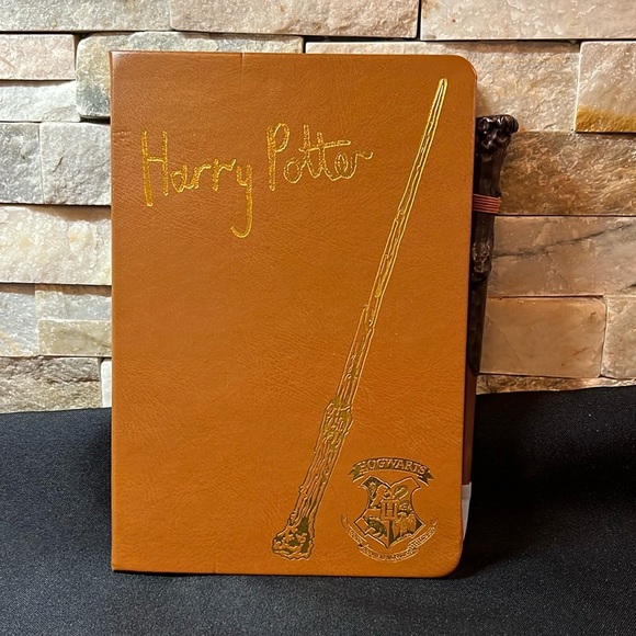 Harry Potter heroine notebook and wand pen set NWOT - Picture 1 of 10